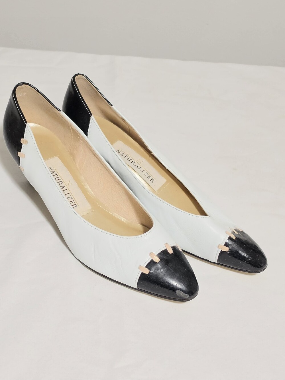 Vintage Naturalizer Black White Leather Pumps 7.5 Made USA